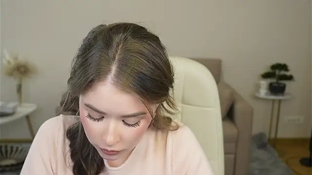 JanetPaxson online show from October 18, 2025, 2:19 pm