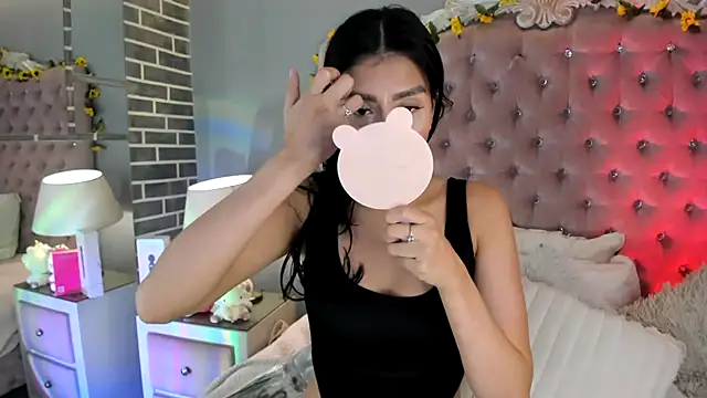 Snapshot of TanyaBello chatting on July 11, 2026, 4:02 am TanyaBello online show from July 11, 2026, 4:02 am