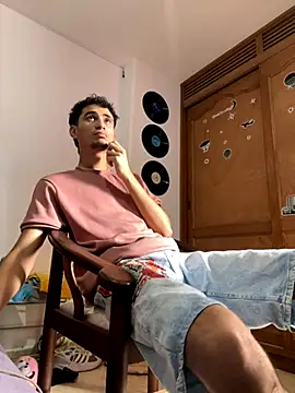 gsusss feet online show from November 5, 2025, 6:33 pm