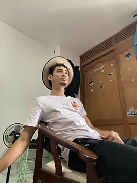 gsusss feet online show from November 15, 2025, 6:56 pm