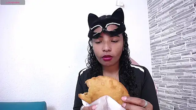 Zoe Rider online show from October 31, 2025, 12:46 pm