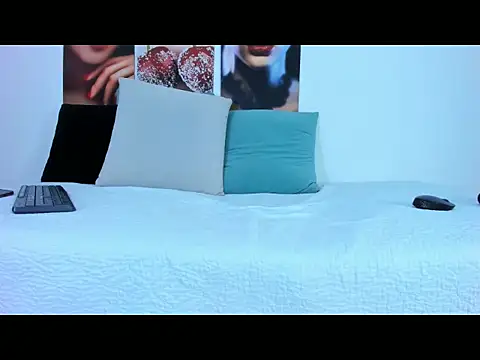 Snapshot of iamdoll chatting on January 9, 2026, 9:55 pm iamdoll online show from January 9, 2026, 9:55 pm