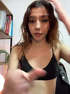 MiaaCute- online show from March 16, 2026, 8:22 pm