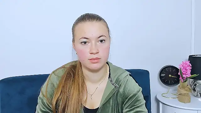 LeaNaughty online show from October 21, 2025, 3:55 pm