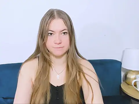 LeaNaughty online show from November 28, 2025, 7:08 am