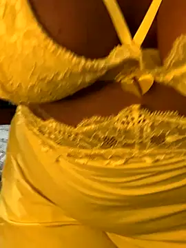 NatashaAzura online show from October 16, 2025, 11:24 pm