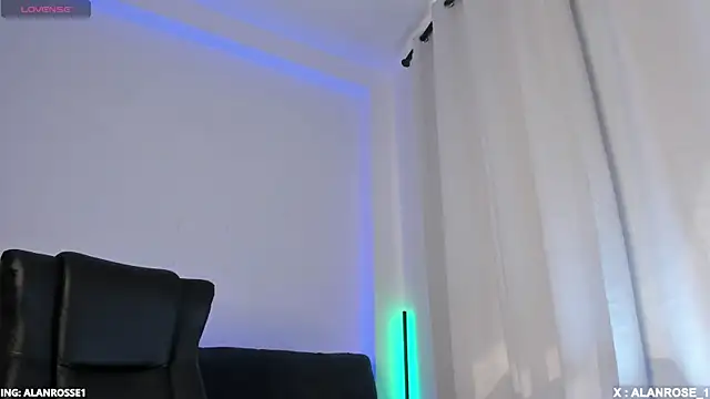 AlanRose01 online show from November 2, 2025, 2:33 pm