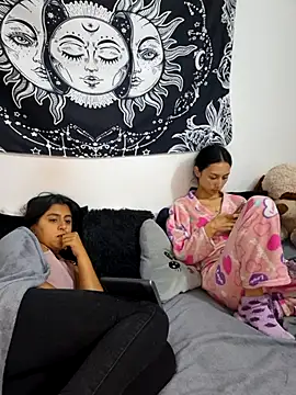 emily n abby online show from July 15, 2026, 2:13 pm