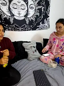 emily n abby online show from July 17, 2026, 1:41 pm