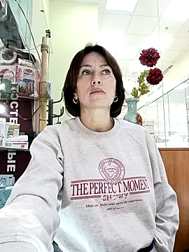 Luna 7777 online show from October 21, 2025, 12:26 pm