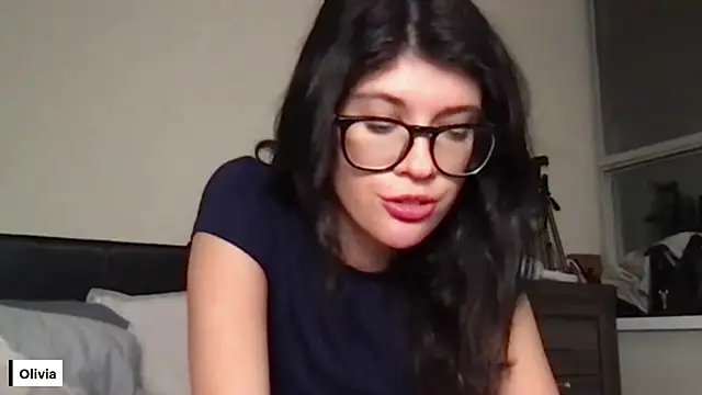 Livis world online show from November 21, 2025, 12:09 am