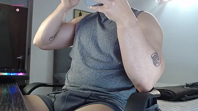 SugaredDigit online show from September 11, 2025, 12:49 pm