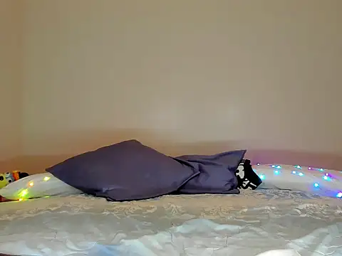 Sexy KimberlyXx online show from October 8, 2025, 6:26 am