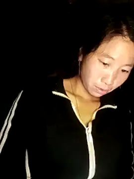 betihon-a online show from November 18, 2025, 7:06 pm