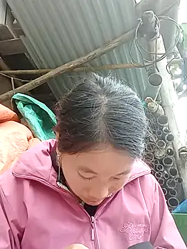 betihon-a online show from November 19, 2025, 7:08 am