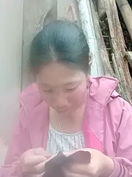 betihon-a online show from November 1, 2025, 7:35 am