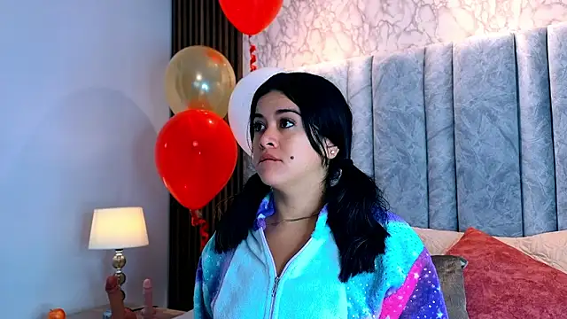 Snapshot of goddessfeetxx chatting on February 15, 2026, 12:26 pm goddessfeetxx online show from February 15, 2026, 12:26 pm