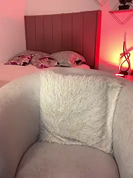 elegant  rouse online show from April 9, 2026, 8:59 pm