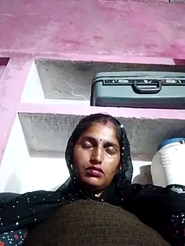 Pooja shre online show from November 11, 2025, 2:23 pm