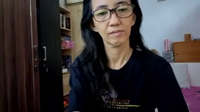 princessD077 online show from February 9, 2026, 5:05 am