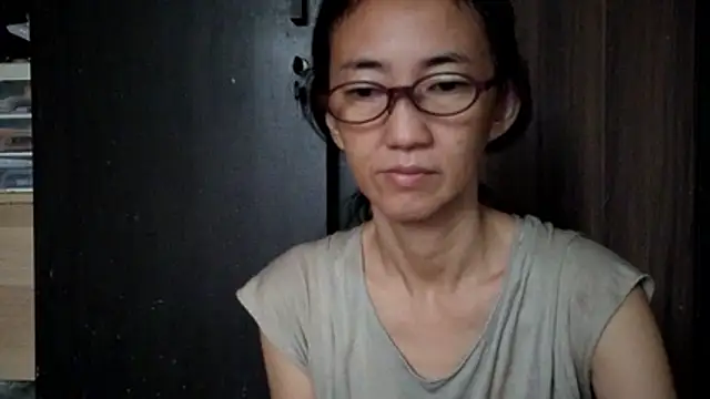 Snapshot of princessD077 chatting on June 1, 2026, 10:53 pm princessD077 online show from June 1, 2026, 10:53 pm