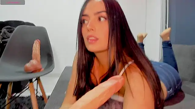 Snapshot of ZafiLov chatting on November 7, 2025, 1:32 am ZafiLov online show from November 7, 2025, 1:32 am