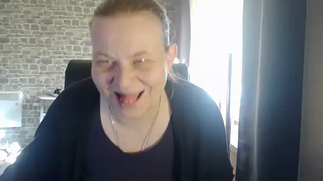 Diamond Bite online show from October 29, 2025, 8:46 am