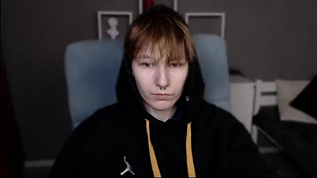 guitarandangell online show from February 26, 2026, 2:28 pm