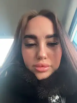 KiraSunshine online show from January 15, 2026, 3:54 am