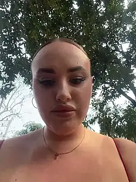 Snapshot of KiraSunshine chatting on February 11, 2026, 3:50 am KiraSunshine online show from February 11, 2026, 3:50 am