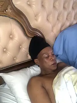 Snapshot of Hotcougar chatting on November 22, 2025, 6:23 am Hotcougar online show from November 22, 2025, 6:23 am