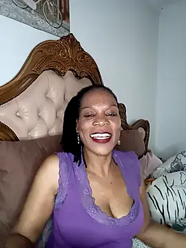Snapshot of Hotcougar chatting on November 7, 2025, 1:26 pm Hotcougar online show from November 7, 2025, 1:26 pm