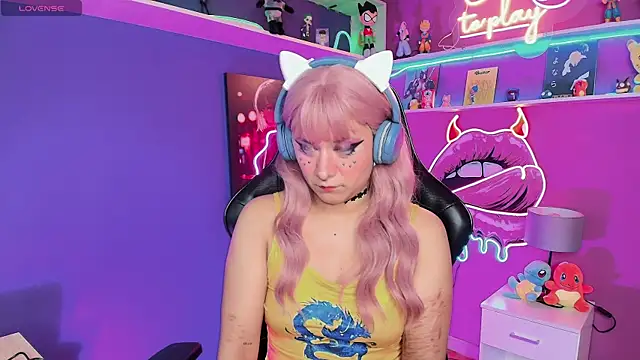 Snapshot of LuanEter chatting on February 28, 2026, 1:44 pm LuanEter online show from February 28, 2026, 1:44 pm