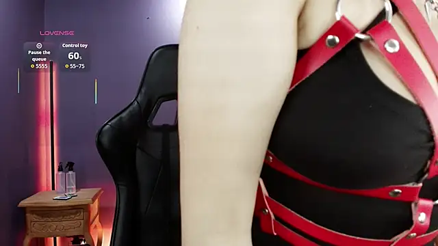 Navier   online show from November 8, 2025, 8:01 pm