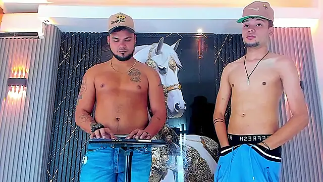 handsome boys22 online show from October 25, 2025, 11:53 am