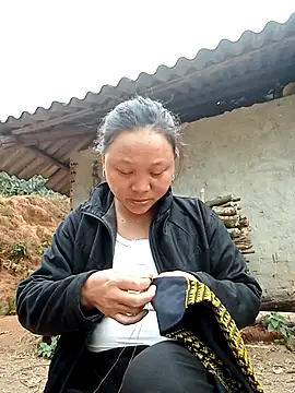 siro-zz online show from December 3, 2025, 6:57 am