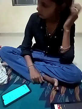 Unique Girl11 online show from October 21, 2025, 2:27 pm