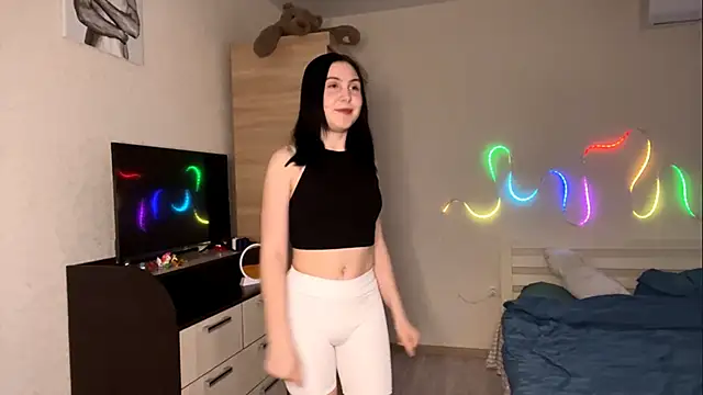 MyraLitterers online show from April 15, 2026, 4:00 pm