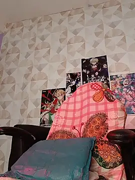 auralune online show from November 16, 2025, 5:34 am