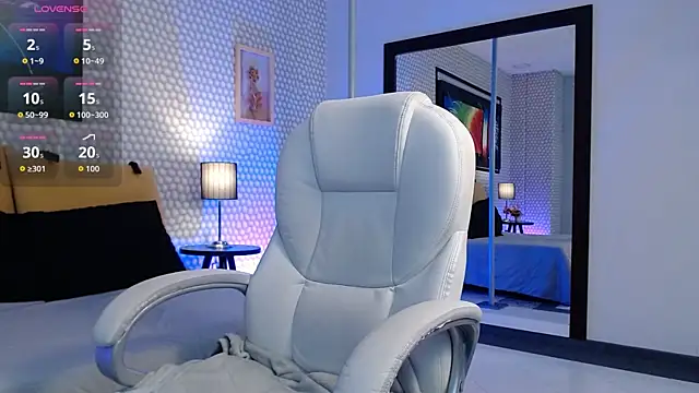 SashaaVixen online show from October 27, 2025, 12:06 pm