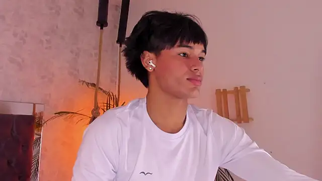 david lux online show from November 29, 2025, 12:38 pm