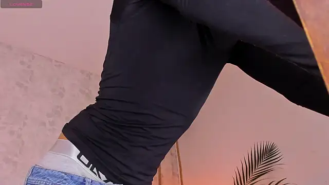 david lux online show from November 7, 2025, 2:54 pm