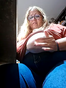 JennyInVegas online show from April 10, 2026, 2:35 pm