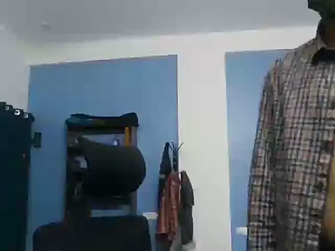 Snapshot of FramingSilents chatting on February 27, 2026, 5:02 pm FramingSilents online show from February 27, 2026, 5:02 pm