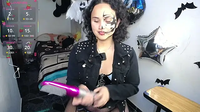 Ladyswap online show from October 28, 2025, 3:07 am