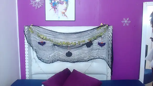 Snapshot of innocent_sexybaby chatting on November 5, 2025, 8:34 pm innocent sexybaby online show from November 5, 2025, 8:34 pm