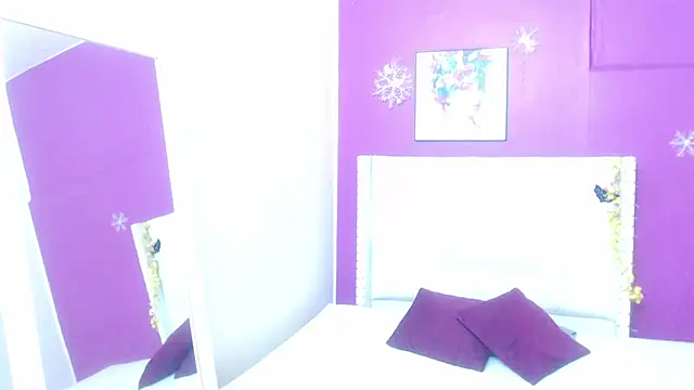 Snapshot of innocent_sexybaby chatting on November 28, 2025, 4:12 am innocent sexybaby online show from November 28, 2025, 4:12 am