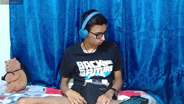 DavTwink3100 online show from March 31, 2026, 1:40 am