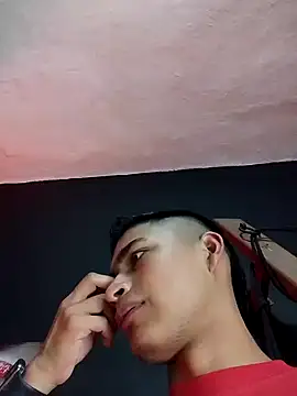 Emiliano Reyes online show from November 16, 2025, 2:27 am