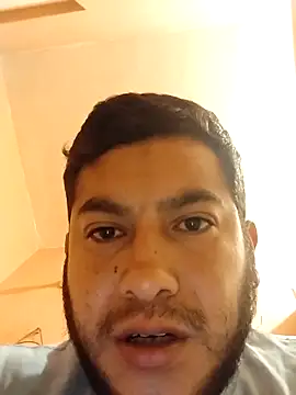 Travieso 21 online show from November 29, 2025, 11:32 am